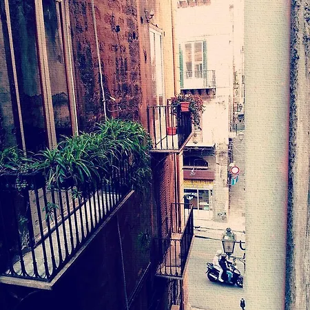 Regina Hotel *