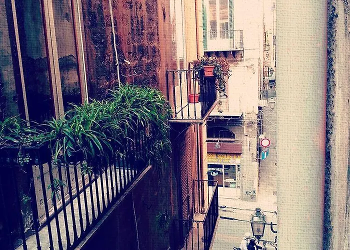 Regina Hotel *