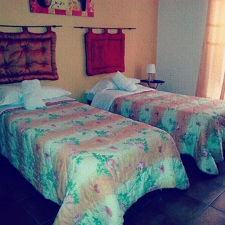 Regina Hotel *